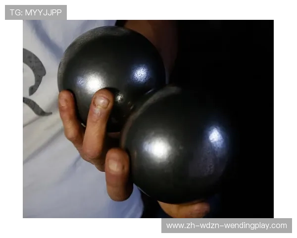 量球类健身器材功能介绍及相关运动项目解读